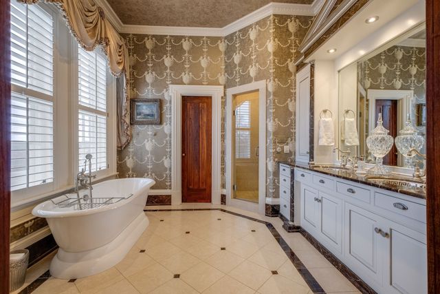 1711 Old Hillsboro Rd, Franklin, TN 37069