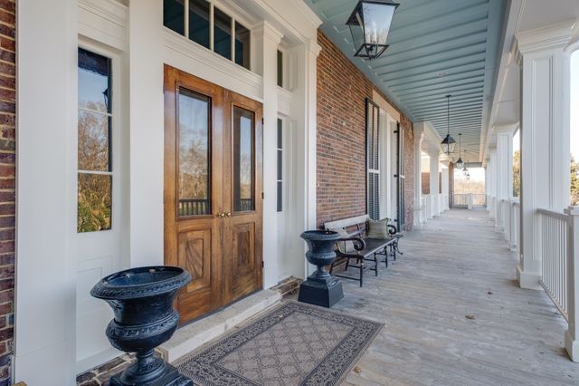 1711 Old Hillsboro Rd, Franklin, TN 37069