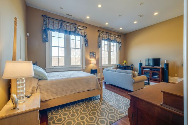 1711 Old Hillsboro Rd, Franklin, TN 37069