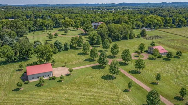 1711 Old Hillsboro Rd, Franklin, TN 37069