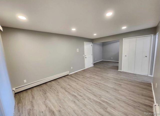 2445 Torquay Avenue 107, Royal Oak, MI 48073