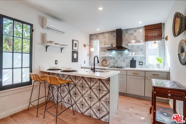 1574 Murray Drive, Los Angeles, CA 90026