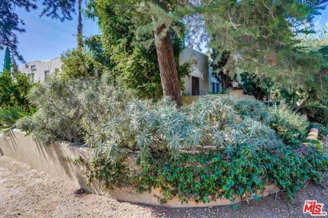 1574 Murray Drive, Los Angeles, CA 90026