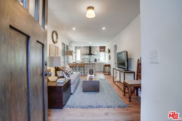 1574 Murray Drive, Los Angeles, CA 90026