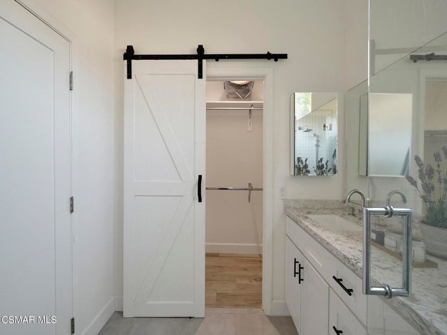 2920 Salmon River Circle, Westlake Village, CA 91362