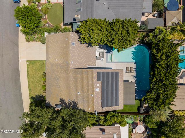 2920 Salmon River Circle, Westlake Village, CA 91362