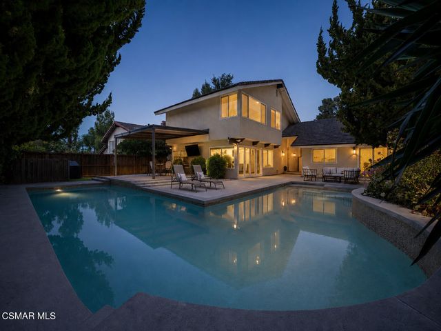 2920 Salmon River Circle, Westlake Village, CA 91362