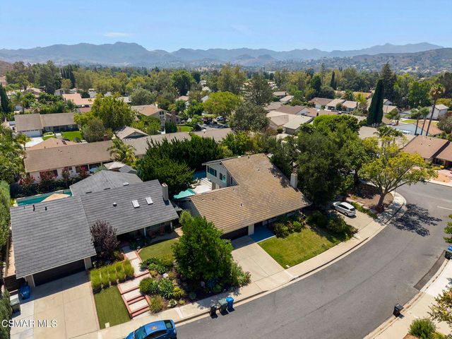 2920 Salmon River Circle, Westlake Village, CA 91362