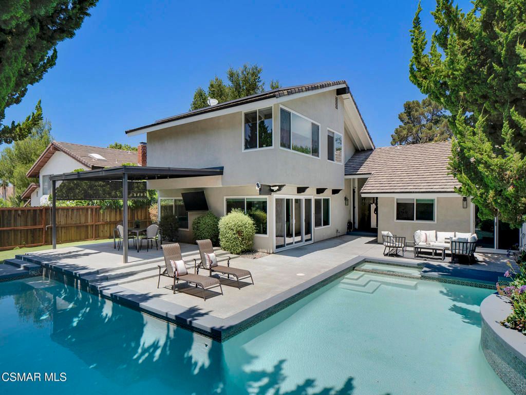 2920 Salmon River Circle, Westlake Village, CA 91362