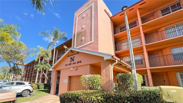 571 SW 141st Ave 207N, Pembroke Pines, FL 33027