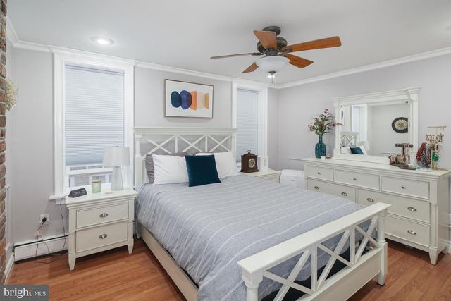 1910 S ALDER ST, Philadelphia, PA 19148