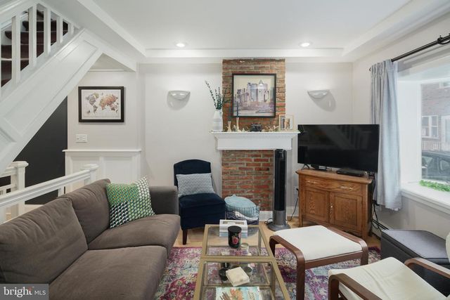 1910 S ALDER ST, Philadelphia, PA 19148