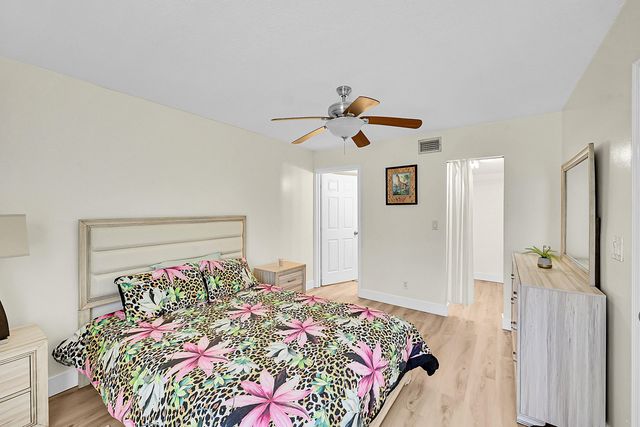 9503 Boca Cove Circle 603, Boca Raton, FL 33428