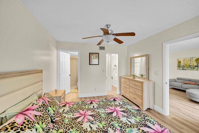 9503 Boca Cove Circle 603, Boca Raton, FL 33428