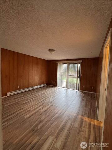 8930 7th Avenue SE, Everett, WA 98208