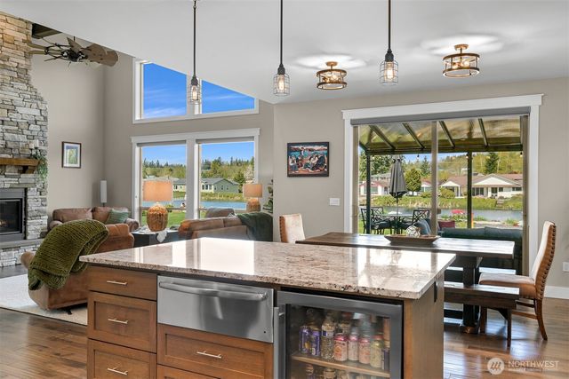 8248 Cowichan Road, Blaine, WA 98230