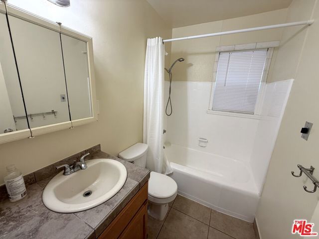 4253 S Centinela Avenue, Los Angeles, CA 90066