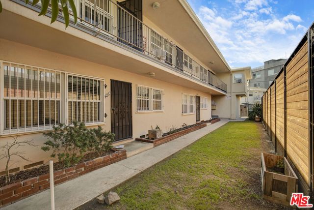 4253 S Centinela Avenue, Los Angeles, CA 90066