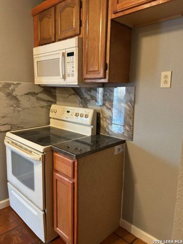 275 Brandywine, San Antonio, TX 78228