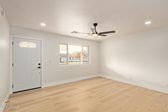 3314 W CORRINE Drive, Phoenix, AZ 85029