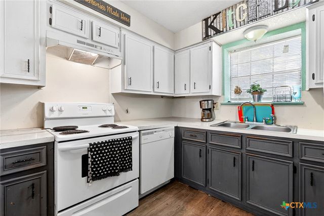 110 Stone Canyon Court, Harker Heights, TX 76548