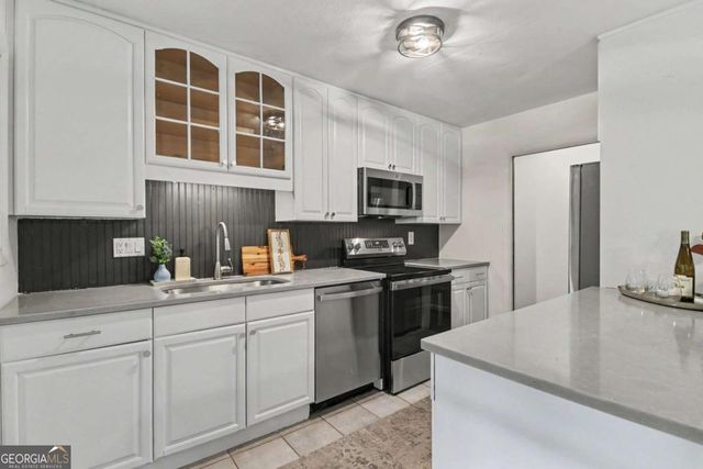 2065 Plantation Lane, Atlanta, GA 30341