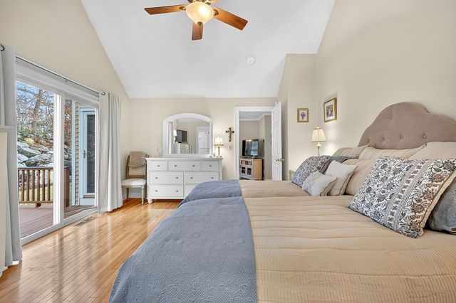 102 Central St 5A, Saugus, MA 01906