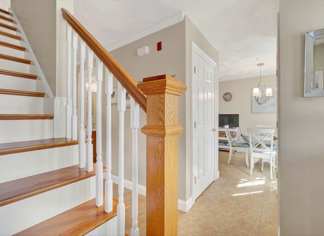 102 Central St 5A, Saugus, MA 01906