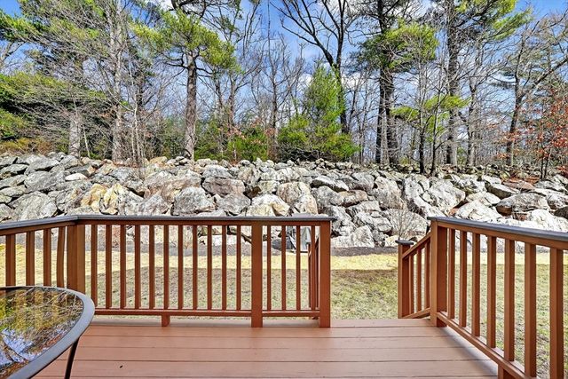 102 Central St 5A, Saugus, MA 01906