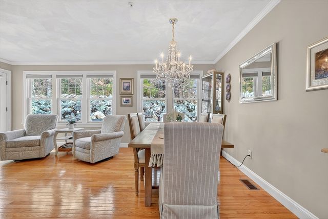 102 Central St 5A, Saugus, MA 01906