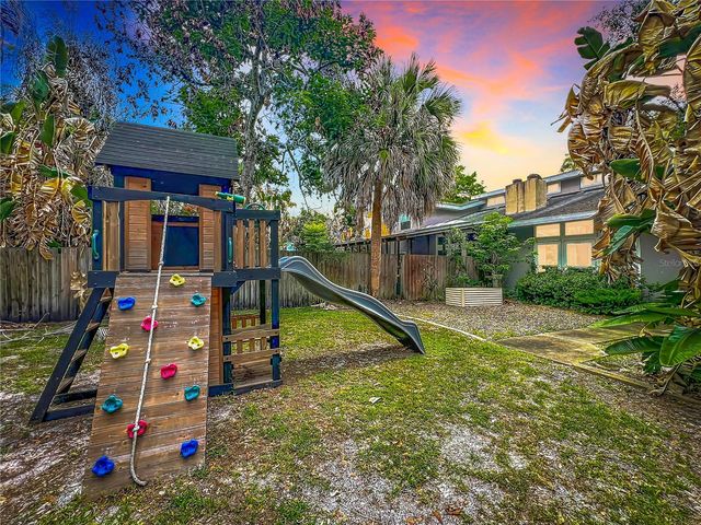 814 LAUREL AVENUE 2, Orlando, FL 32803
