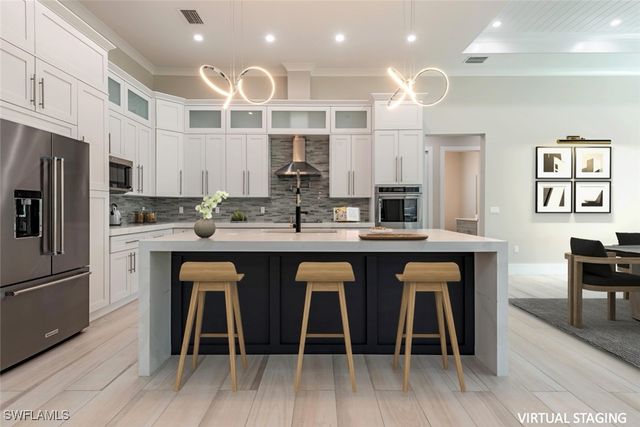 662 9th ST SW, Naples, FL 34117