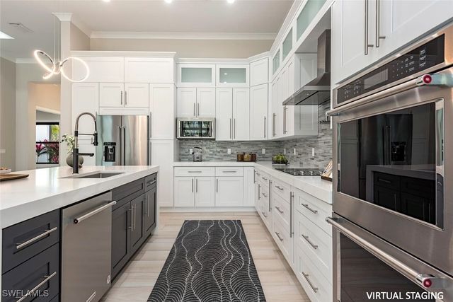 662 9th ST SW, Naples, FL 34117