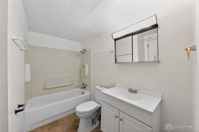 1046 Primrose Drive, West Carrollton, OH 45449
