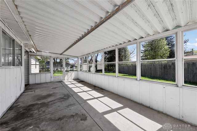 1046 Primrose Drive, West Carrollton, OH 45449