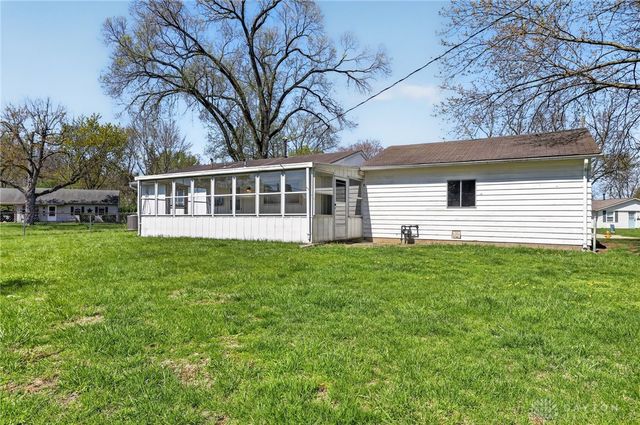 1046 Primrose Drive, West Carrollton, OH 45449
