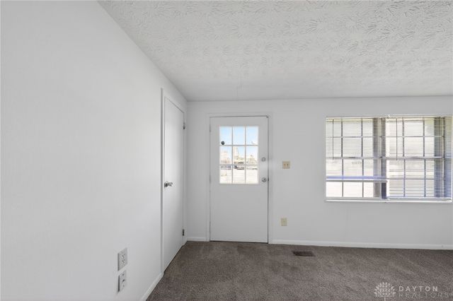 1046 Primrose Drive, West Carrollton, OH 45449