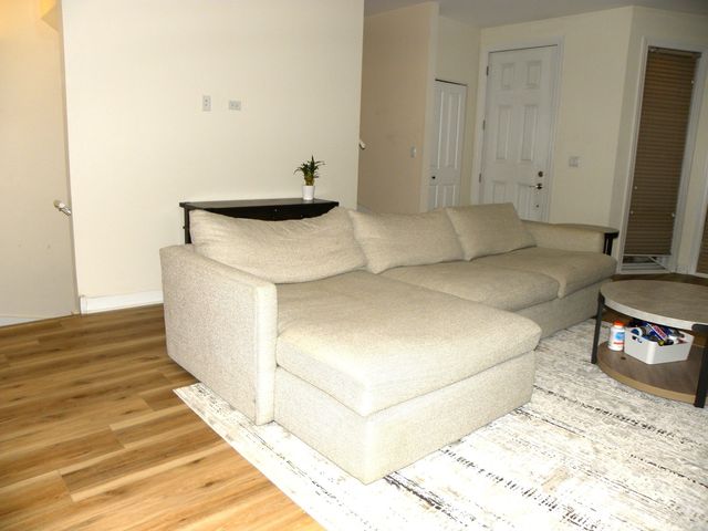 57 Northfield Terrace 57, Wheeling, IL 60090