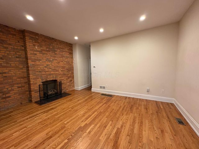 815 Neil Avenue, 101 101, Columbus, OH 43215