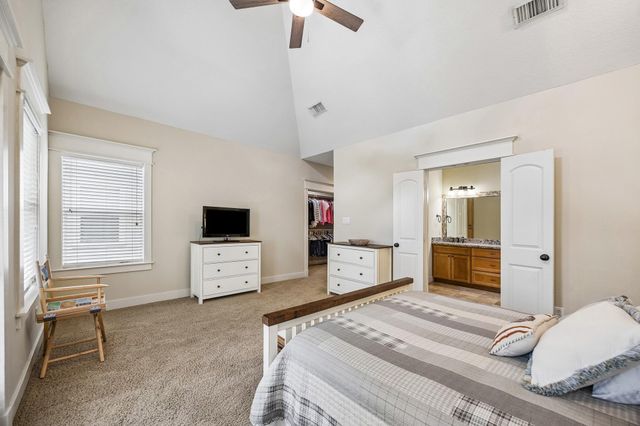 1017 W 16th Street W, Houston, TX 77008