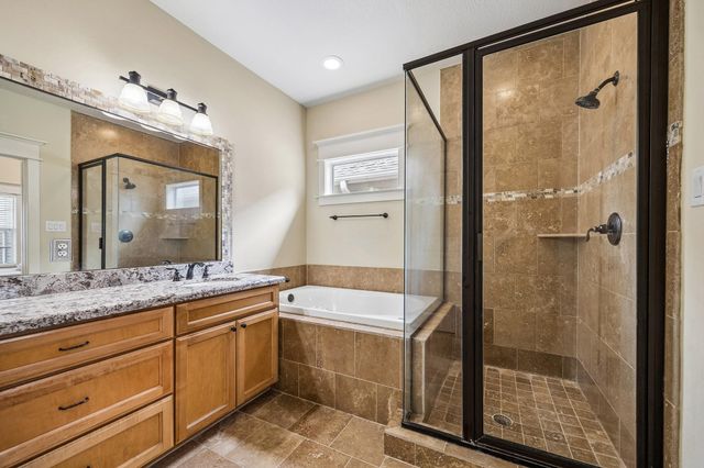 1017 W 16th Street W, Houston, TX 77008