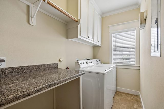 1017 W 16th Street W, Houston, TX 77008