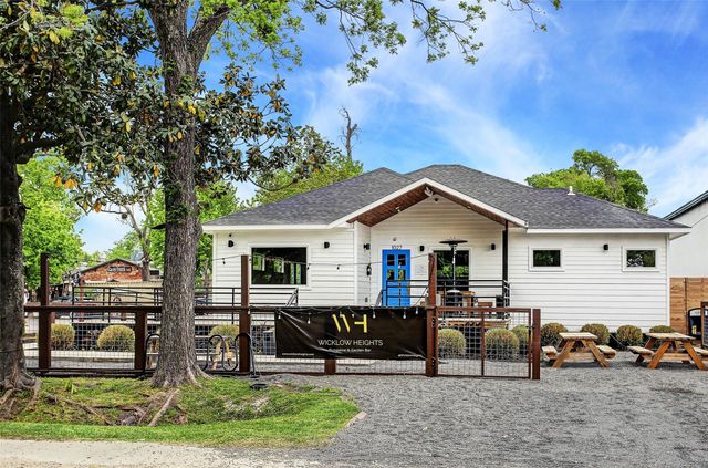 1017 W 16th Street W, Houston, TX 77008