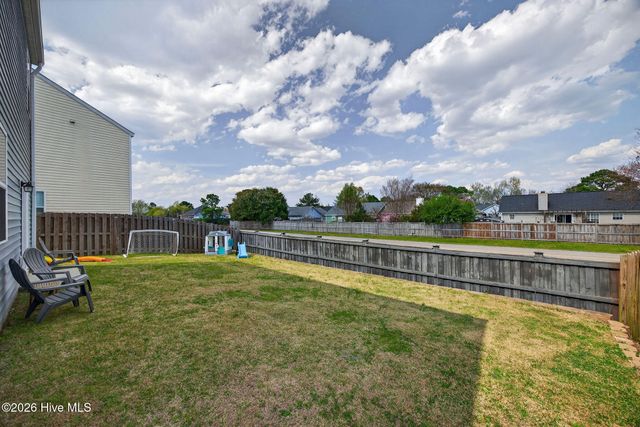 137 Presley Lane, Wilmington, NC 28411