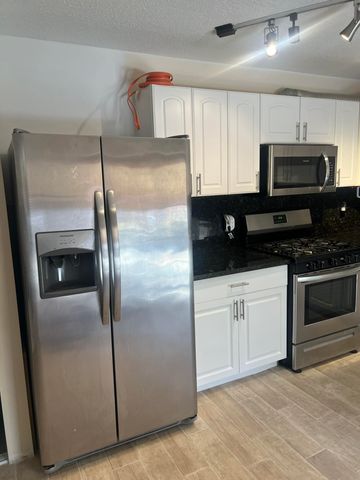 2318 Waterside Drive, Lake Worth, FL 33461