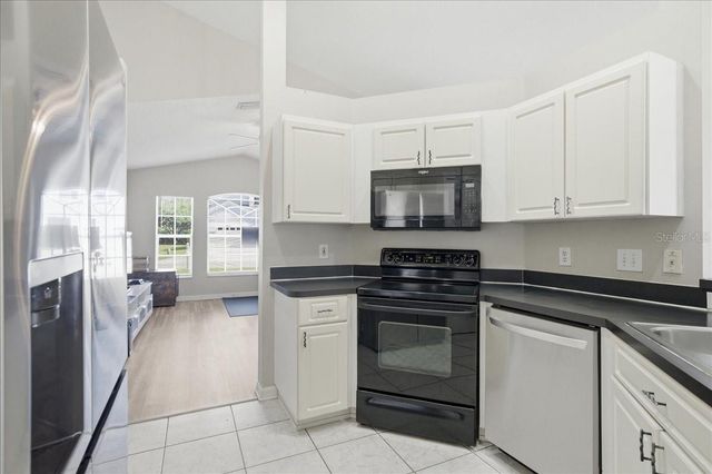 5207 NEW SAVANNAH CIRCLE, Wesley Chapel, FL 33545