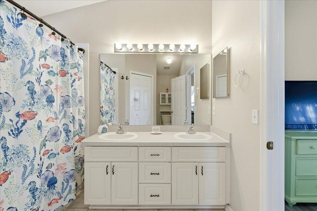 5207 NEW SAVANNAH CIRCLE, Wesley Chapel, FL 33545