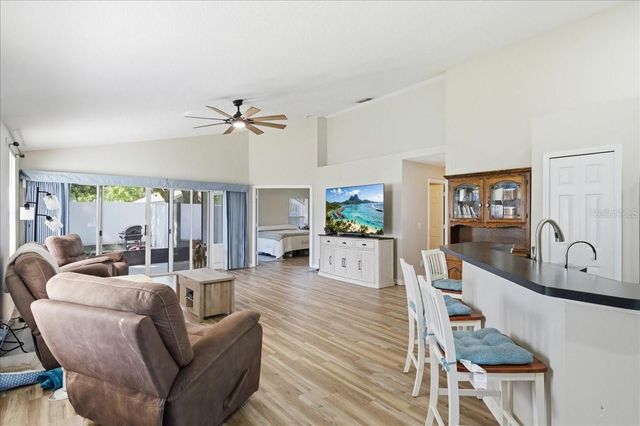 5207 NEW SAVANNAH CIRCLE, Wesley Chapel, FL 33545