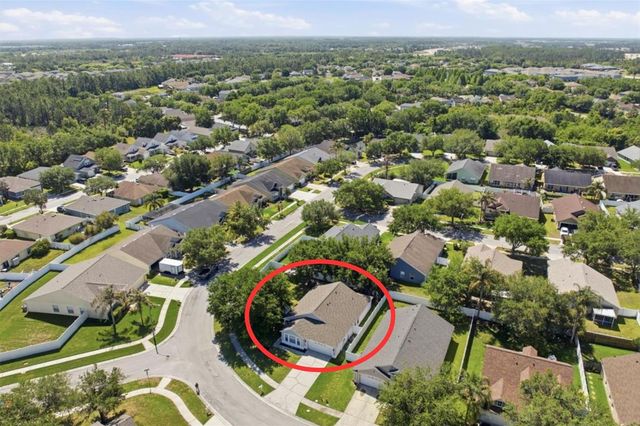 5207 NEW SAVANNAH CIRCLE, Wesley Chapel, FL 33545