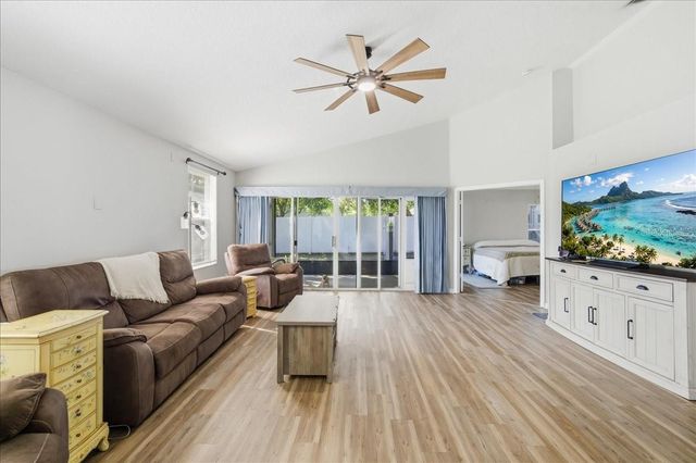 5207 NEW SAVANNAH CIRCLE, Wesley Chapel, FL 33545